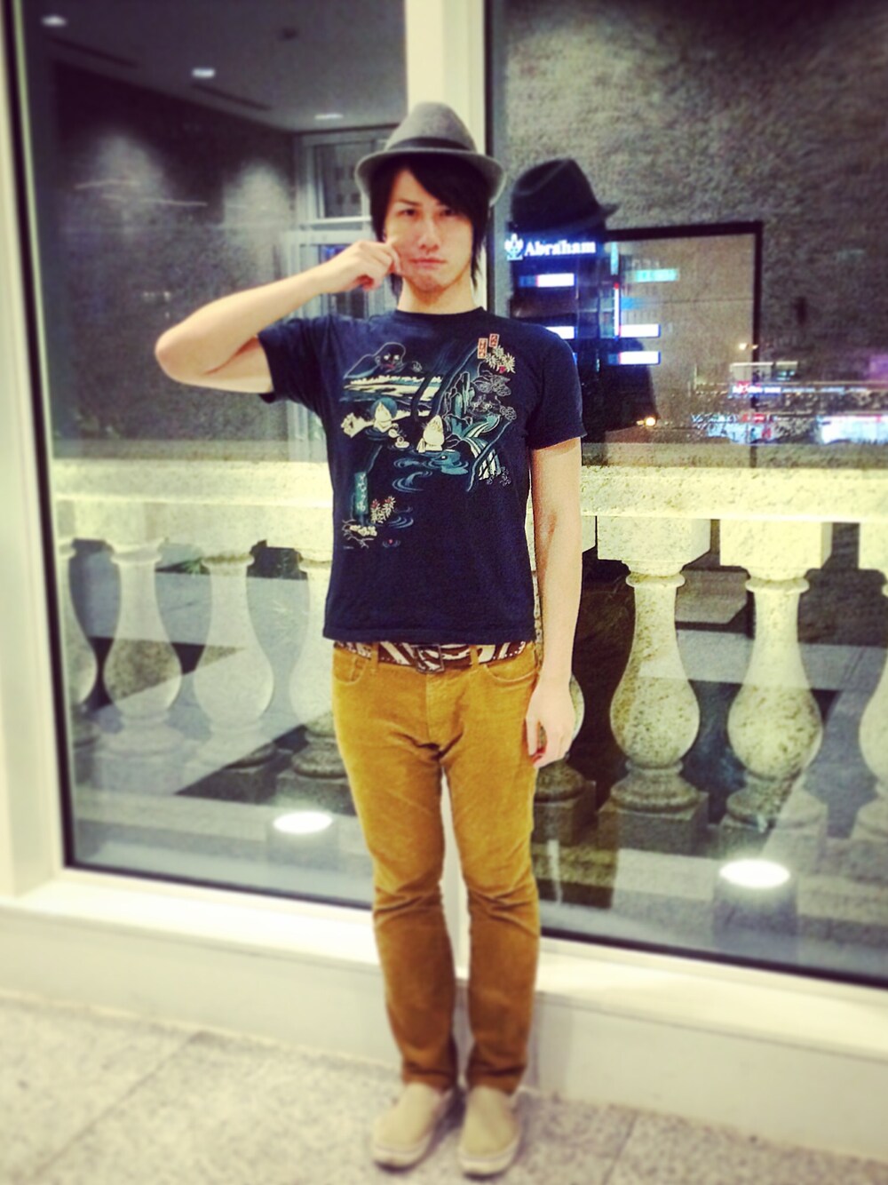 「ゲゲゲの鬼太郎のオフィシャルTシャツのアイテム（Tシャツ/カットソー、ブルー系）」を使った、☆凛☆さん（メンズ・188cm）の秋コーディネートの1枚目の写真