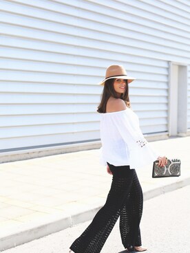 Jessie Chanesさんのコーディネート