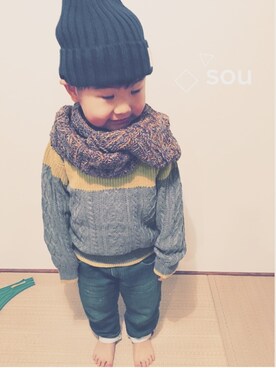 「GLOBAL WORK（グローバルワーク）のアイテム（ニット/セーター、グレー系）」を使った、so_uさん（キッズ・124cm）の冬コーディネート