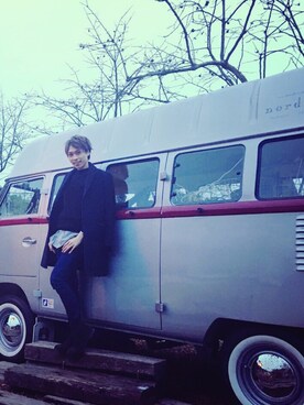 「SUIT SELECTのアイテム（ダウンジャケット/コート、ブルー系）」を使った、Nguyen Phatさん（メンズ）の冬コーディネート