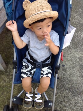 「no brand（ノーブランド）のアイテム（Tシャツ/カットソー、グレー系）」を使った、Utaさん（キッズ・90cm）の夏コーディネート