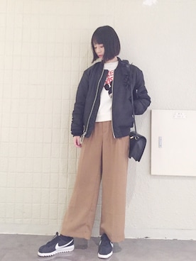 「CLANE（クラネ）のアイテム（MA-1）」を使った、ARISAさん（レディース・157cm）の冬コーディネート