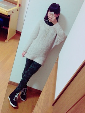 「迷彩パンツ」｜「アイテム（ニット/セーター）」を使った、m❁︎sakiさん（レディース・152cm）の秋コーディネート