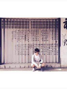 「アイテム（その他シューズ、グレー系）」を使った、JackyCWHさん（メンズ・170cm）の冬コーディネート