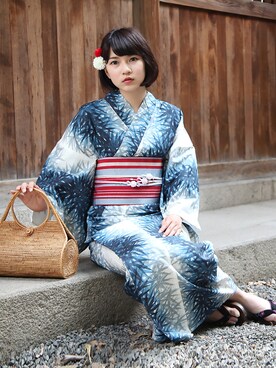 ニコアンティークさんのコーディネート