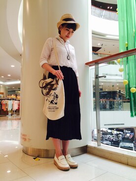 「initial（イニシャル）のアイテム（バッグ）」を使った、彭大姐さん（レディース・160cm）の春コーディネート