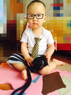 baby xun is wearing NAUTICA