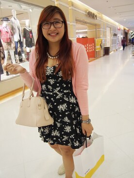 「cotton on（コットンオン）のアイテム（その他アウター）」を使った、JessyTheKLChicさん（レディース・159cm）の秋コーディネート