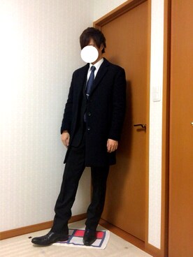 「スーツ」｜「アイテム（チェスターコート）」を使った、reiさん（メンズ・176cm）の冬コーディネート
