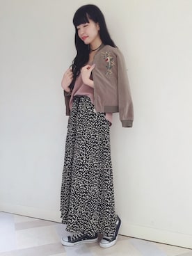 「アイテム（バングル/リストバンド）」を使った、るこ。さん（レディース・170cm・20代）の秋コーディネート