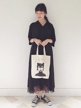 「アイテム（バングル/リストバンド）」を使った、るこ。さん（レディース・170cm・20代）の秋コーディネート