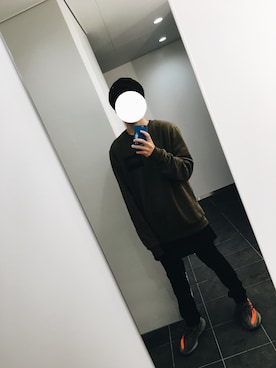 「KanyeWest」｜「アイテム（PC・スマホグッズ/家電）」を使った、Ryruさん（メンズ・174cm）の秋コーディネート