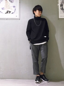 「STUDIOUS（ステュディオス）のアイテム（スニーカー）」を使った、Ryoさん（メンズ・168cm）の秋コーディネート