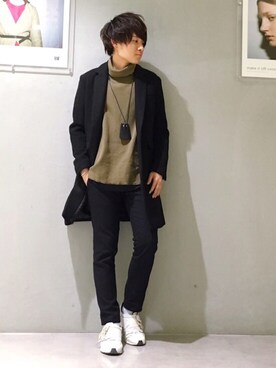 「STUDIOUS（ステュディオス）のアイテム（チェスターコート）」を使った、Ryoさん（メンズ・168cm）の冬コーディネート