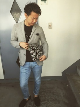 「アイテム（その他シューズ、ブルー系）」を使った、龍也さん（メンズ・170cm）の秋コーディネート