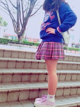 「アイテム（スウェット）」を使った、ayaka さん（レディース・150cm・10代）の春コーディネート