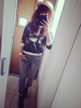 「麦わら帽子」｜「アイテム（スウェット）」を使った、heather.gu__mさん（レディース・164cm）の春コーディネート