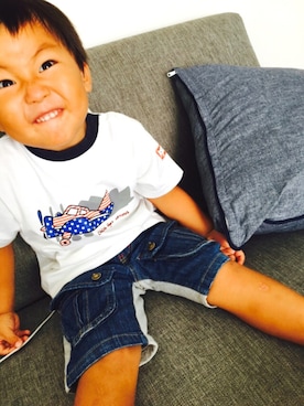 「OSHKOSH（オシュコシュ）のアイテム（Tシャツ/カットソー）」を使った、H  R Kさん（キッズ・100cm）の夏コーディネート