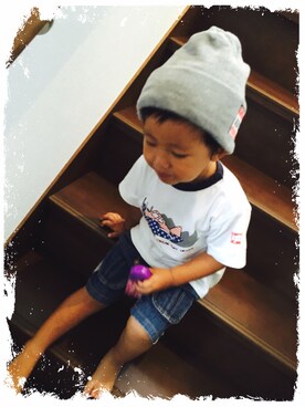 「OSHKOSH（オシュコシュ）のアイテム（Tシャツ/カットソー）」を使った、H  R Kさん（キッズ・100cm）の夏コーディネート
