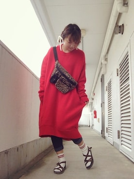 「KBF（ケイビーエフ）の【WEB限定】KBF WIDEロングニットワンピース（ワンピース、レッド系）」を使った、ｓａｙｕさん（レディース・155cm）の春コーディネート