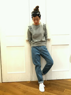 「Dot＆Stripes CHILD WOMAN（ドットアンドストライプス　チャイルドウーマン）の先行予約//30/10裏毛　テレコフリル（Tシャツ/カットソー、グレー系）」を使った、chiiiさん（レディース・152cm）の秋コーディネート