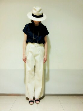 「ADAM ET ROPE'（アダムエロペ）のアイテム（その他パンツ、ホワイト系）」を使った、rankaさん（レディース・159cm）の春コーディネート