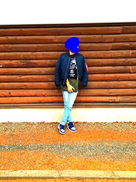 「Alpha Industries（アルファインダストリーズ）のアイテム（ミリタリージャケット、ブルー系）」を使った、Kenta Toyamaさん（メンズ・173cm）の春コーディネート