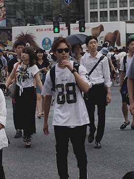 「A BATHING APE（アベイシングエイプ）のアイテム（Tシャツ/カットソー、ホワイト系）」を使った、Kenta Toyamaさん（メンズ・173cm）の夏コーディネート