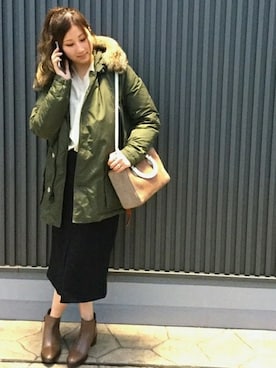 「WOOLRICH（ウールリッチ）のアイテム（ダウンジャケット/コート）」を使った、JOURNAL STANDARD relume立川店レディーススタッフさん（レディース・157cm）の秋コーディネート