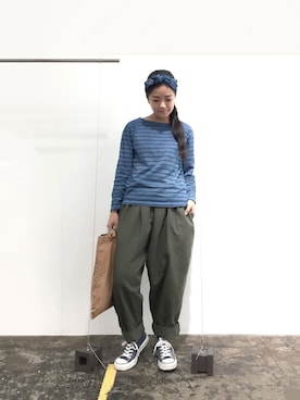 「アイテム（クラッチバッグ）」を使った、YukiHondaさん（レディース・158cm）の秋コーディネート