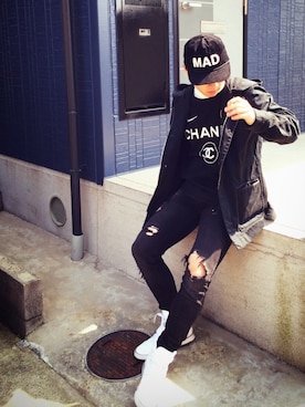 「STUSSY（ステューシー）のアイテム（チェスターコート）」を使った、Nさん（メンズ・173cm）の春コーディネート