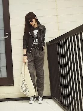 「エコバッグ」｜「アイテム（ライダースジャケット）」を使った、miminyさん（レディース・171cm）の春コーディネート