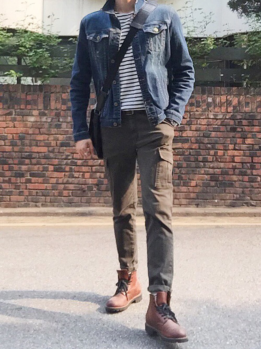 「daily look、ootd、fashion、street、STYLE、korea、ZARA、denim、stripe」｜「ZARAのアイテム（デニムジャケット、ブルー系）」を使った、myeonghoo_さん（メンズ・185cm）の春コーディネートの1枚目の写真