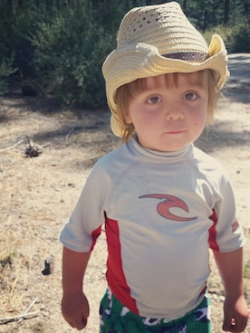 「RUSTY（ラスティ）のアイテム（トップス）」を使った、IsaacTさん（キッズ・92cm）の夏コーディネート