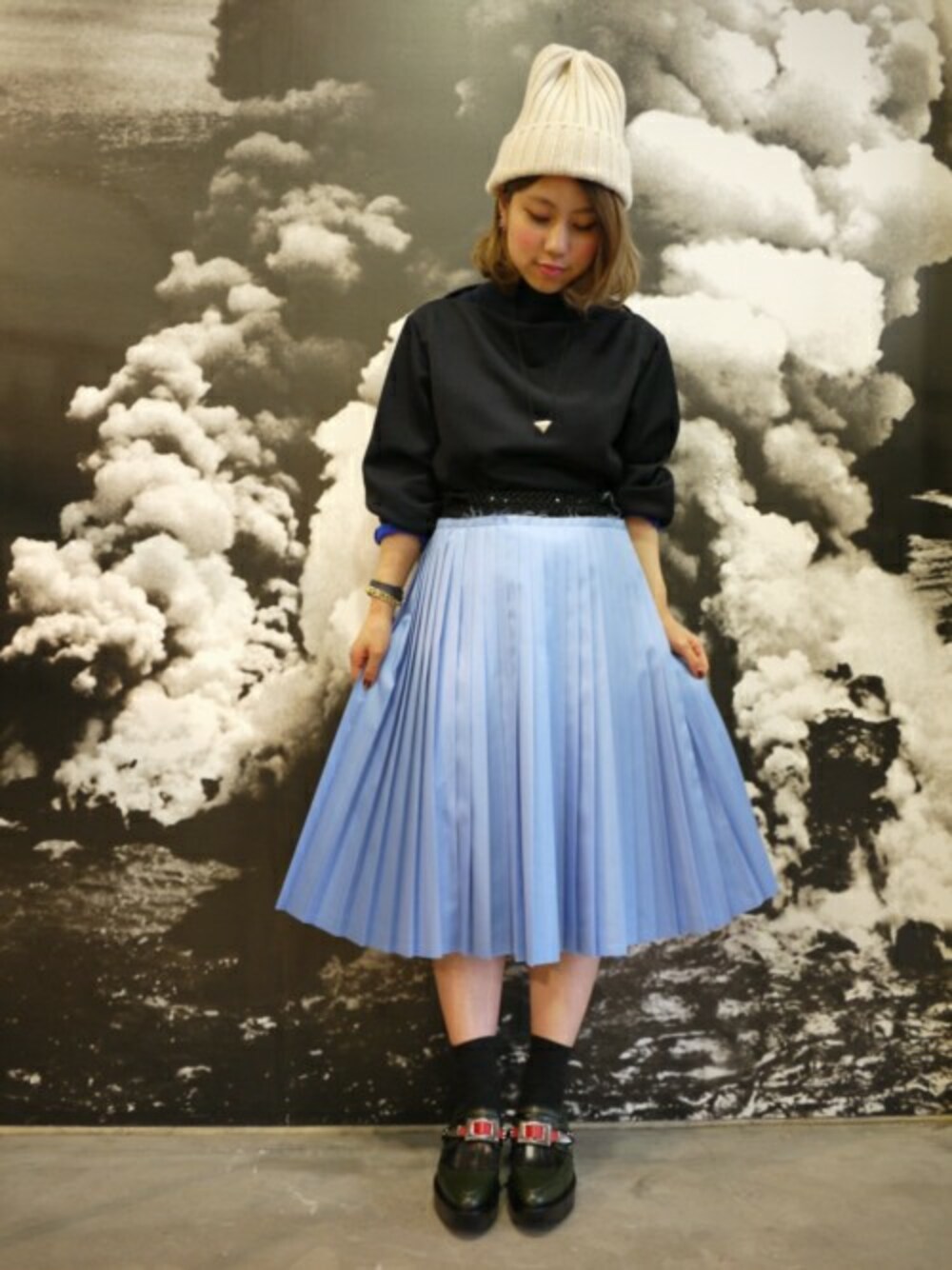 ホリユキノ(MIDWEST TOKYO WOMEN)｜TOGA PULLAのスカートを使った