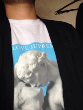 「Sacai（サカイ）のアイテム（カーディガン/ボレロ、ブラック系）」を使った、YAMAさん（メンズ）の秋コーディネート