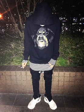 「GIVENCHY（ジバンシイ）のアイテム（パーカー）」を使った、yuto uedaさん（メンズ・175cm）の春コーディネート