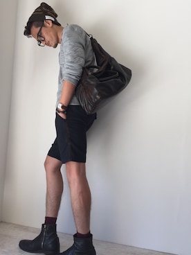 「アイテム（ショルダーバッグ）」を使った、山本晃大さん（メンズ・175cm・30代）の秋コーディネート