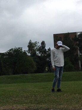 「CACO（カコ）のアイテム（帽子）」を使った、林廷安さん（メンズ・173cm）の秋コーディネート