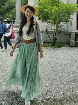 「index（インデックス）のアイテム（ハット）」を使った、張蘋さん（レディース・160cm）の夏コーディネート