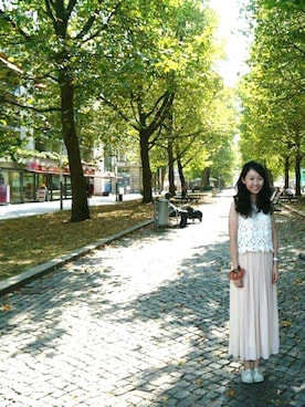 「ORIS（オリス）のアイテム（シューズ）」を使った、張蘋さん（レディース・160cm）の夏コーディネート