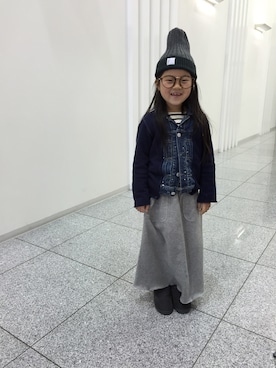 「コムサ」｜「アイテム（スウェット）」を使った、Sayuri Moriさん（キッズ・120cm）の冬コーディネート