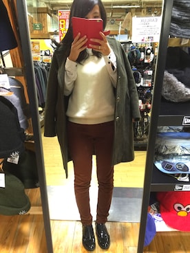 「BEAMS BOY（ビームスボーイ）のアイテム（チェスターコート）」を使った、ぷりさん（レディース・163cm）の秋コーディネート