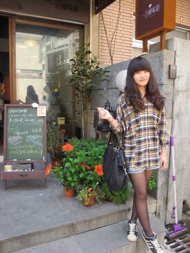 Verna Pongさんのコーディネート