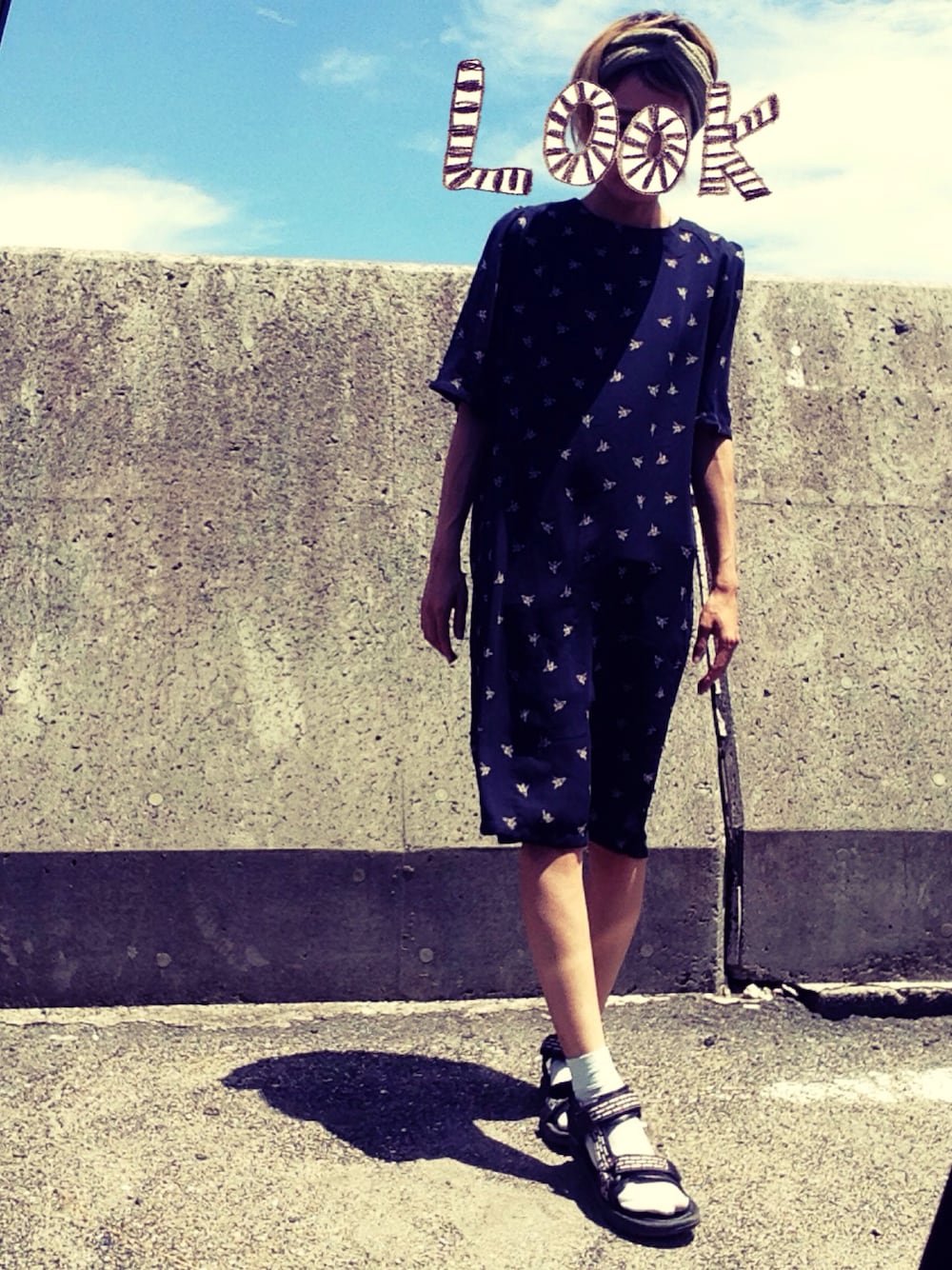 「ターバン、らくちん、柄ワンピース、靴下×サンダル」｜「STYLENANDAのアイテム（ワンピース、ブルー系）」を使った、ゆんさん（レディース・158cm）の夏コーディネートの1枚目の写真