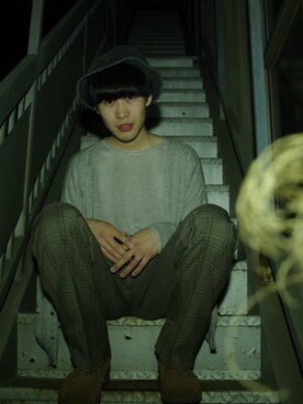 「zucca」｜「アイテム（スラックス）」を使った、病みキノコさん（メンズ・174cm）の秋コーディネート