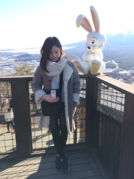 「バレンタインデートスタイル」｜「アイテム（メッセンジャーバッグ）」を使った、ひらめさん（レディース・158cm）の冬コーディネート