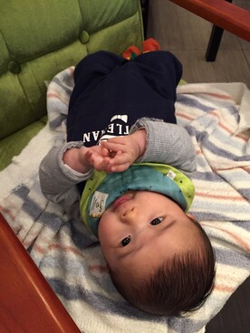 「アイテム（つなぎ/オールインワン）」を使った、motomiさん（キッズ・70cm）の冬コーディネート