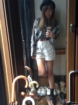 「#shirt」｜Shiori.さん（レディース・161cm）の春コーディネート