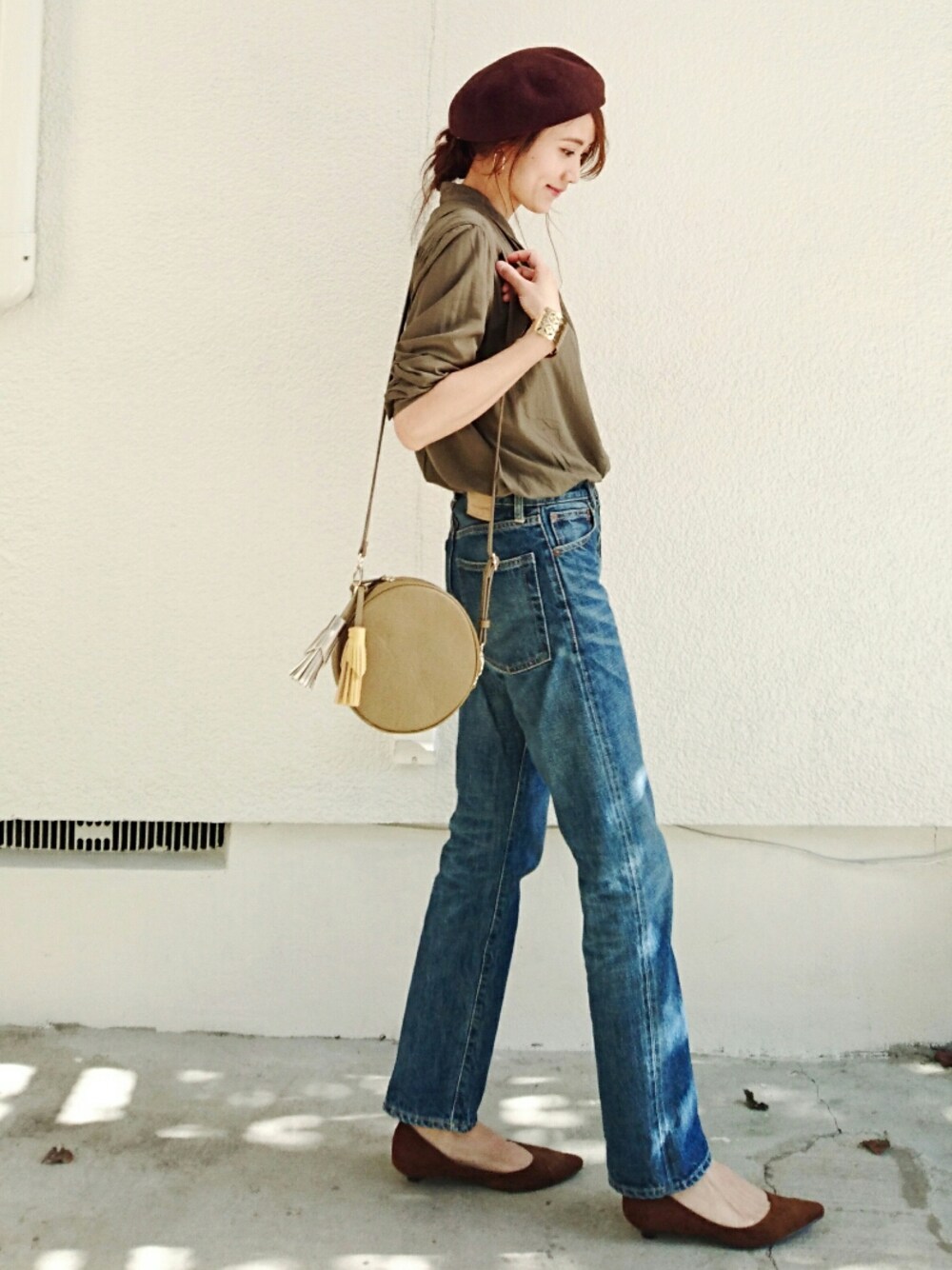 「autumn、デニム、デニムパンツ、古着、Ungrid、大人カジュアル、ベレー帽、カーキ、シャツスタイル、ハイウエスト」｜「BEAUTY&YOUTH UNITED ARROWSのアイテム（ハンチング/ベレー帽、ブラウン系）」を使った、金子三記(miki)さん（レディース・170cm）の秋コーディネートの1枚目の写真